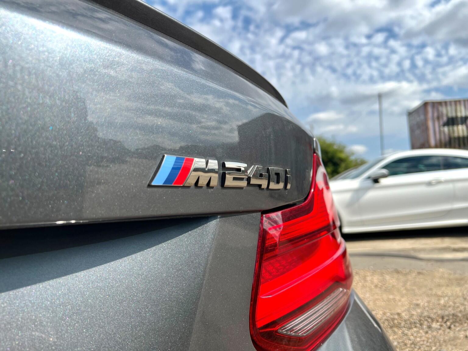 BMW 2 Series view 13