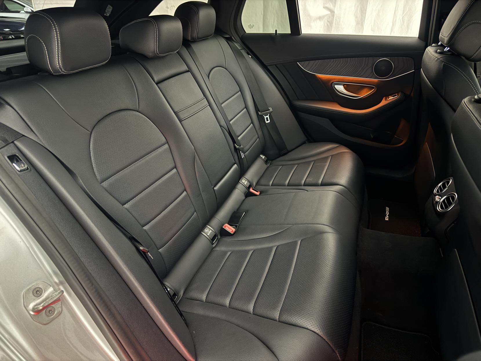 Mercedes-Benz C-Class view 66