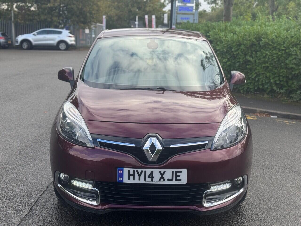 Renault Grand Scenic view 2