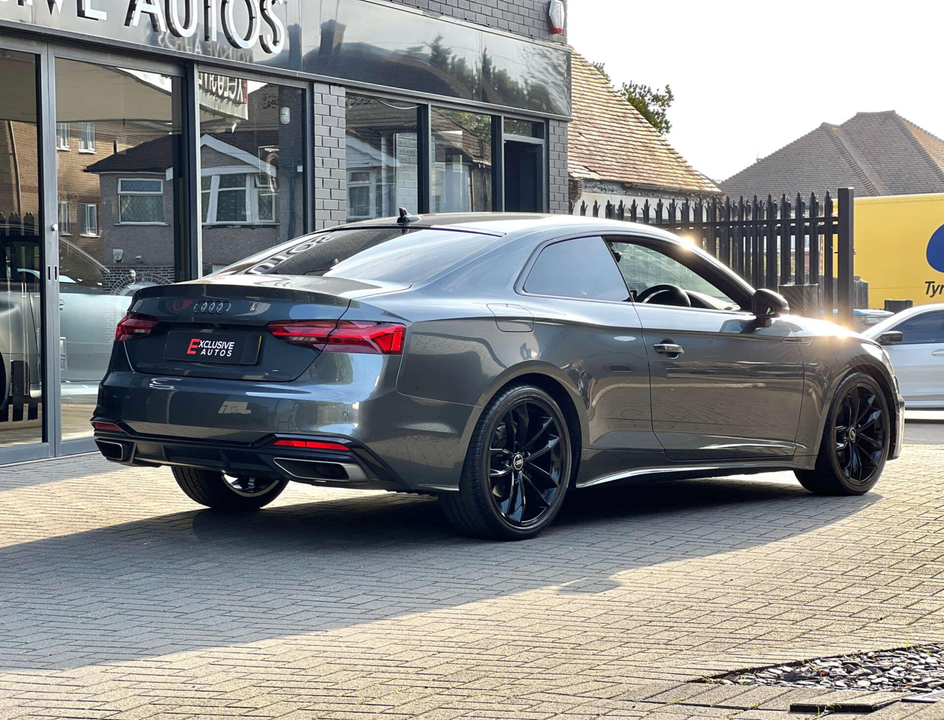 Audi A5 view 3
