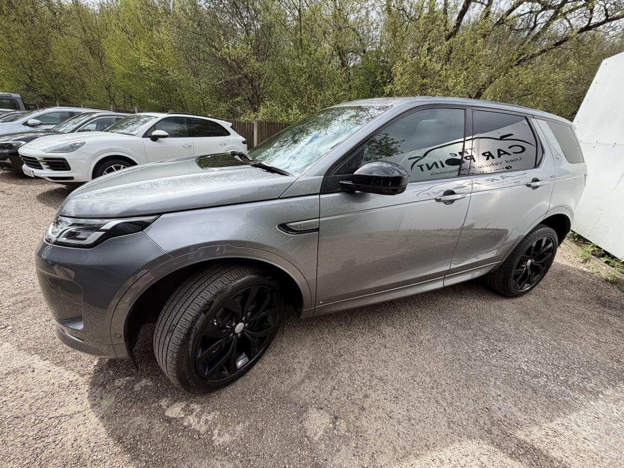 Land Rover Discovery Sport view 11
