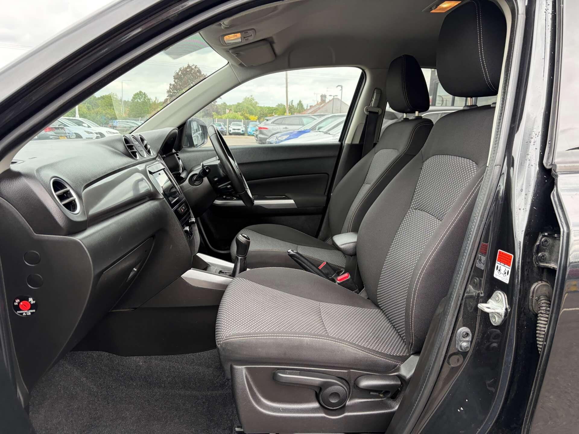 Suzuki Vitara view 15