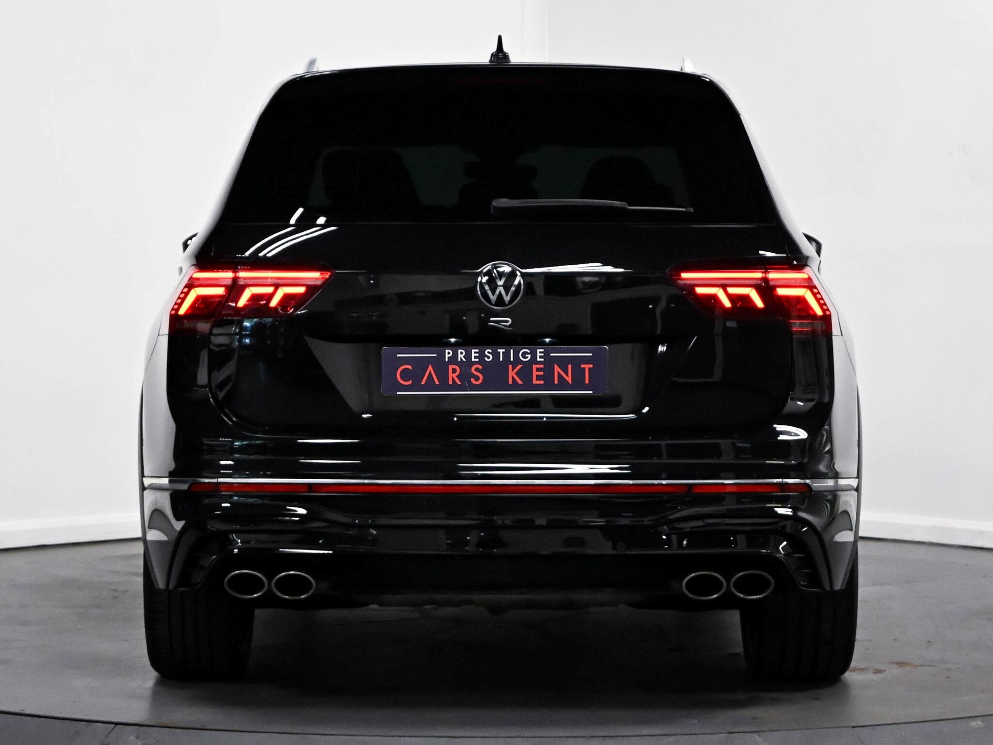 Volkswagen Tiguan view 17