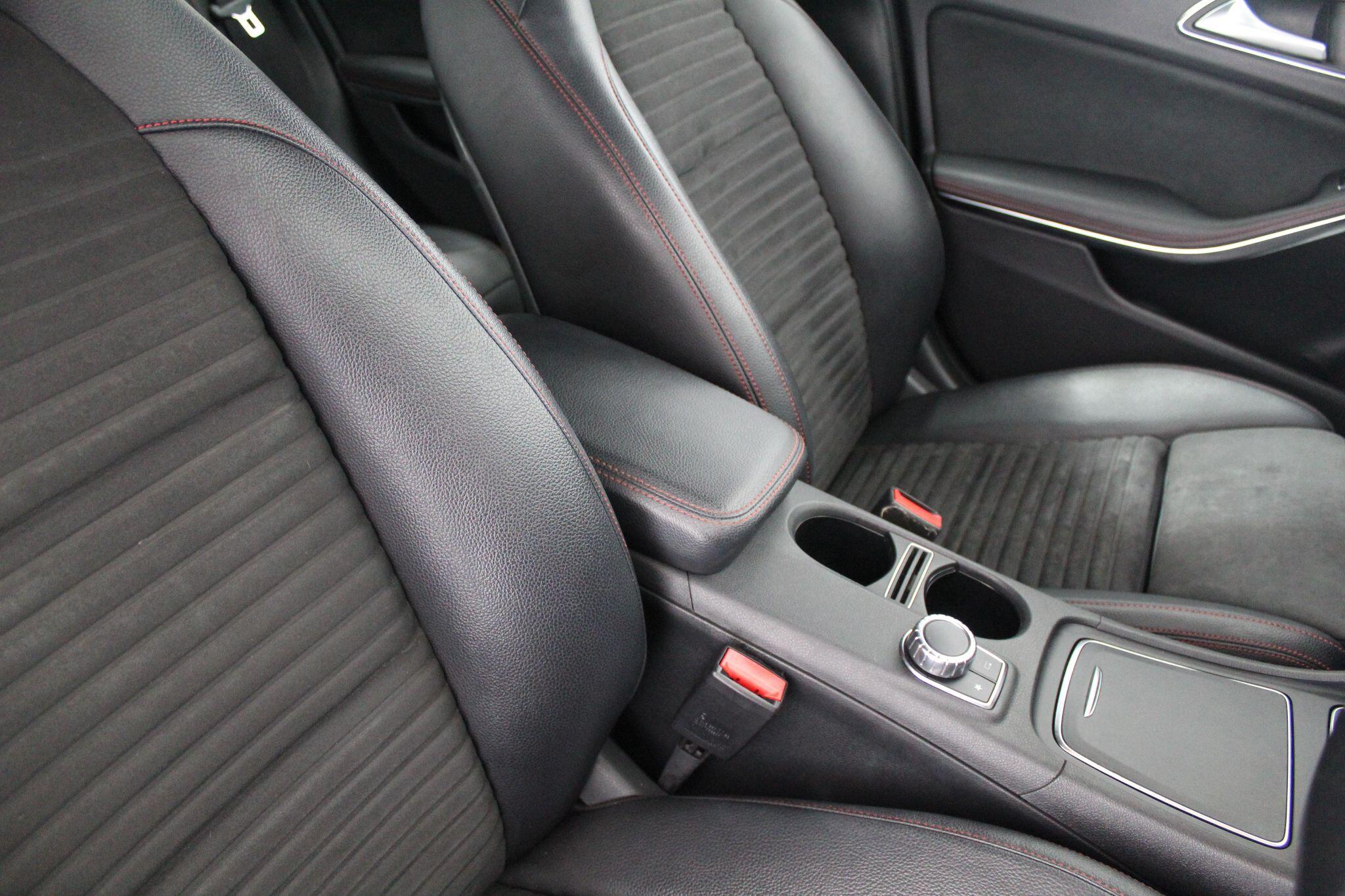 Mercedes-Benz A-Class view 42