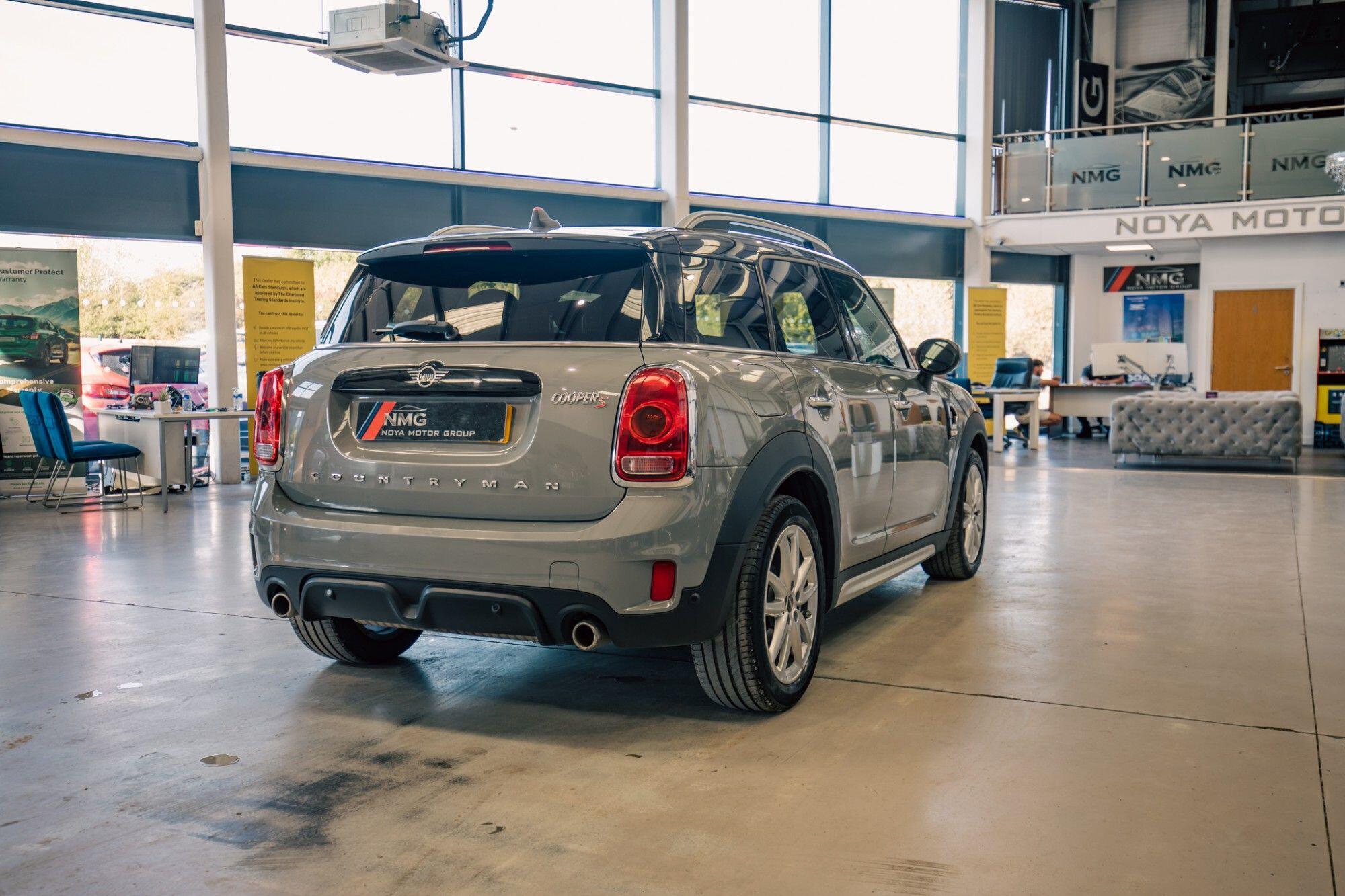 Mini Countryman view 27