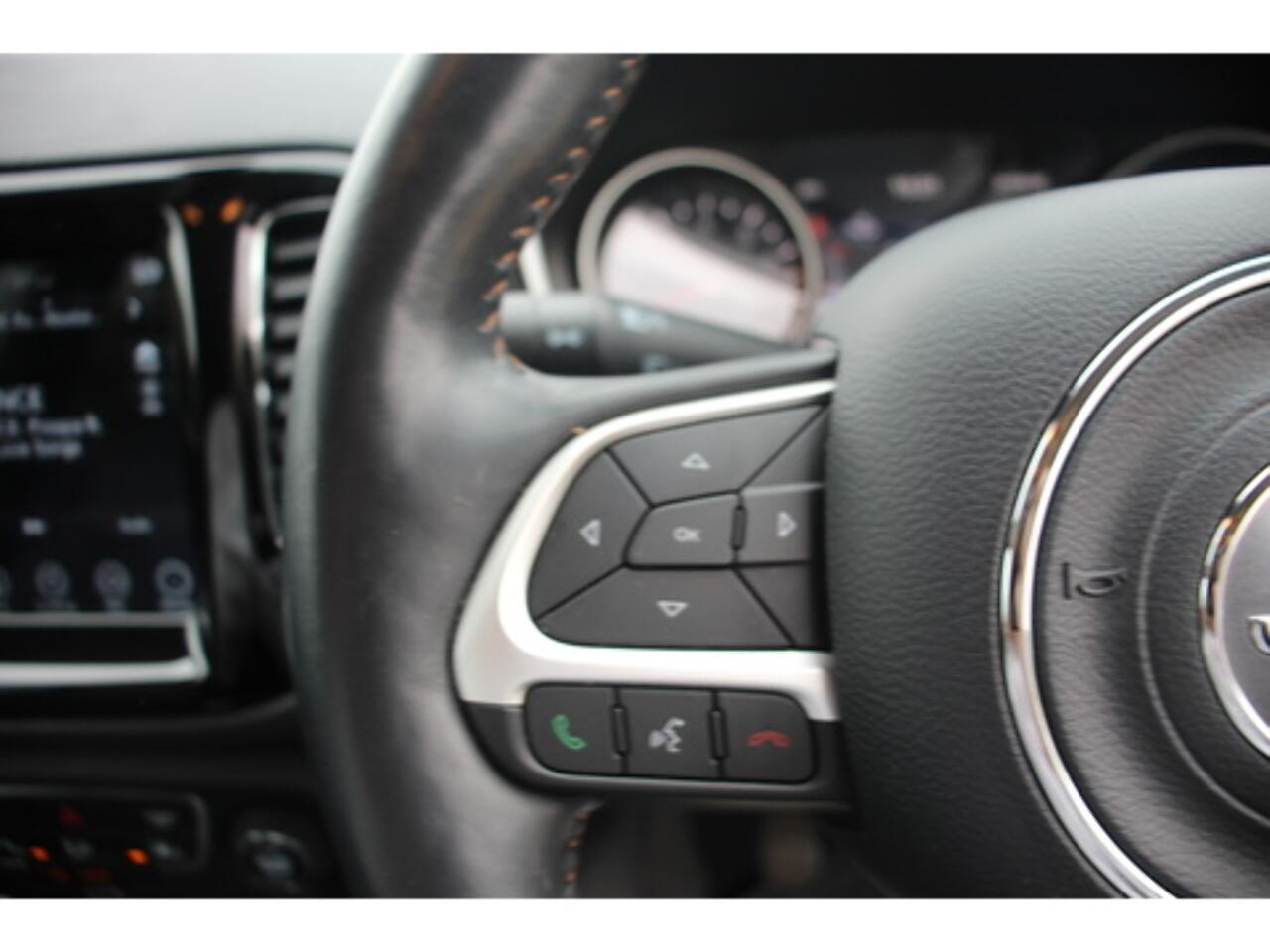 Jeep Compass view 30
