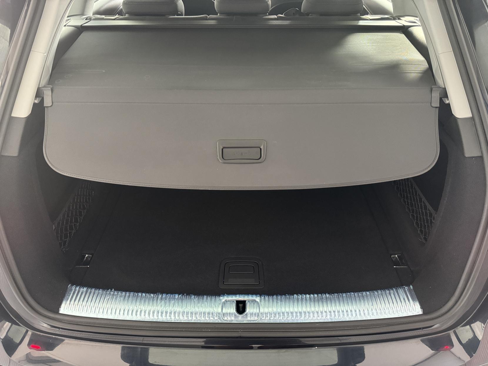 Audi A4 view 76