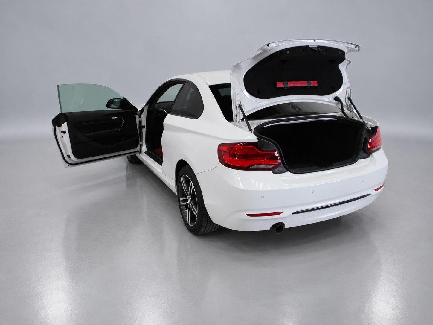 BMW 2 Series view 20