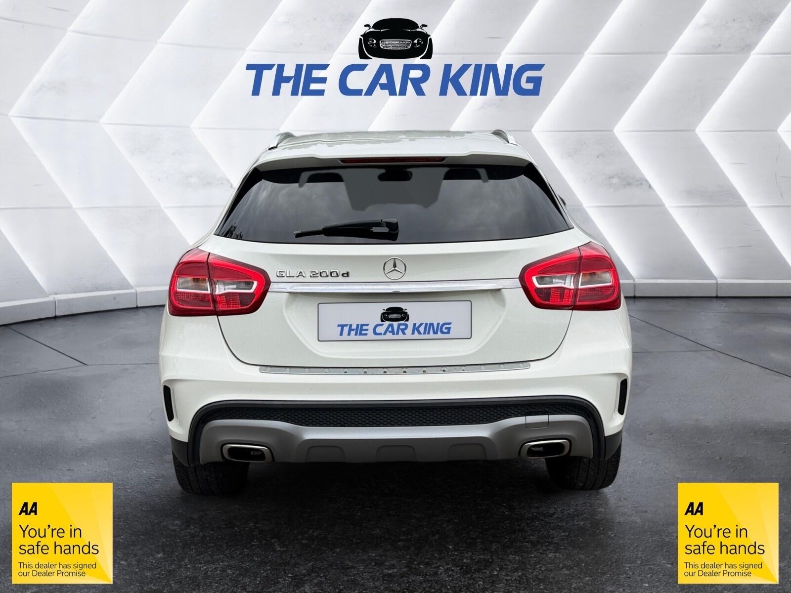 Mercedes-Benz GLA view 6