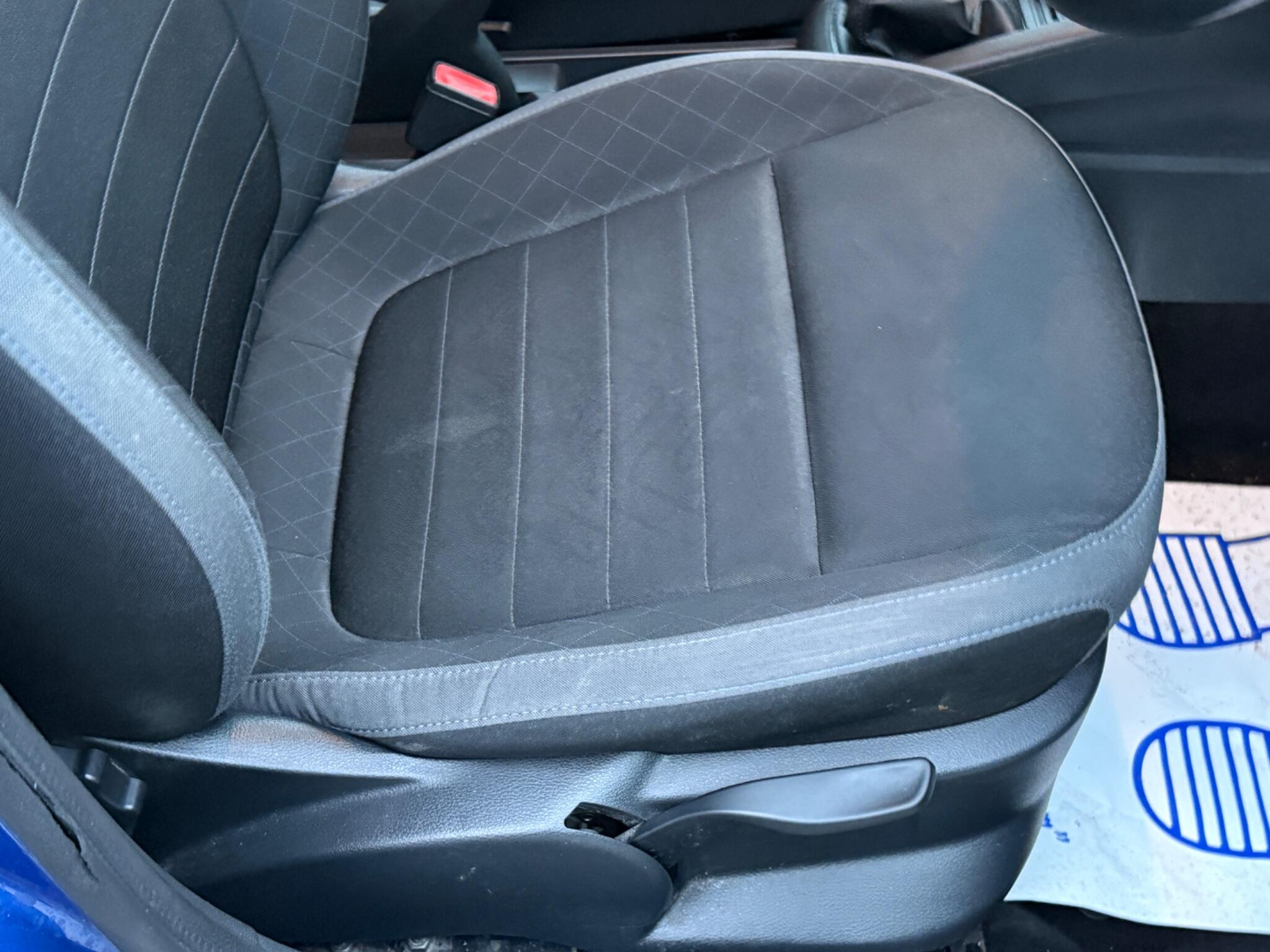 Skoda Fabia - Image 32