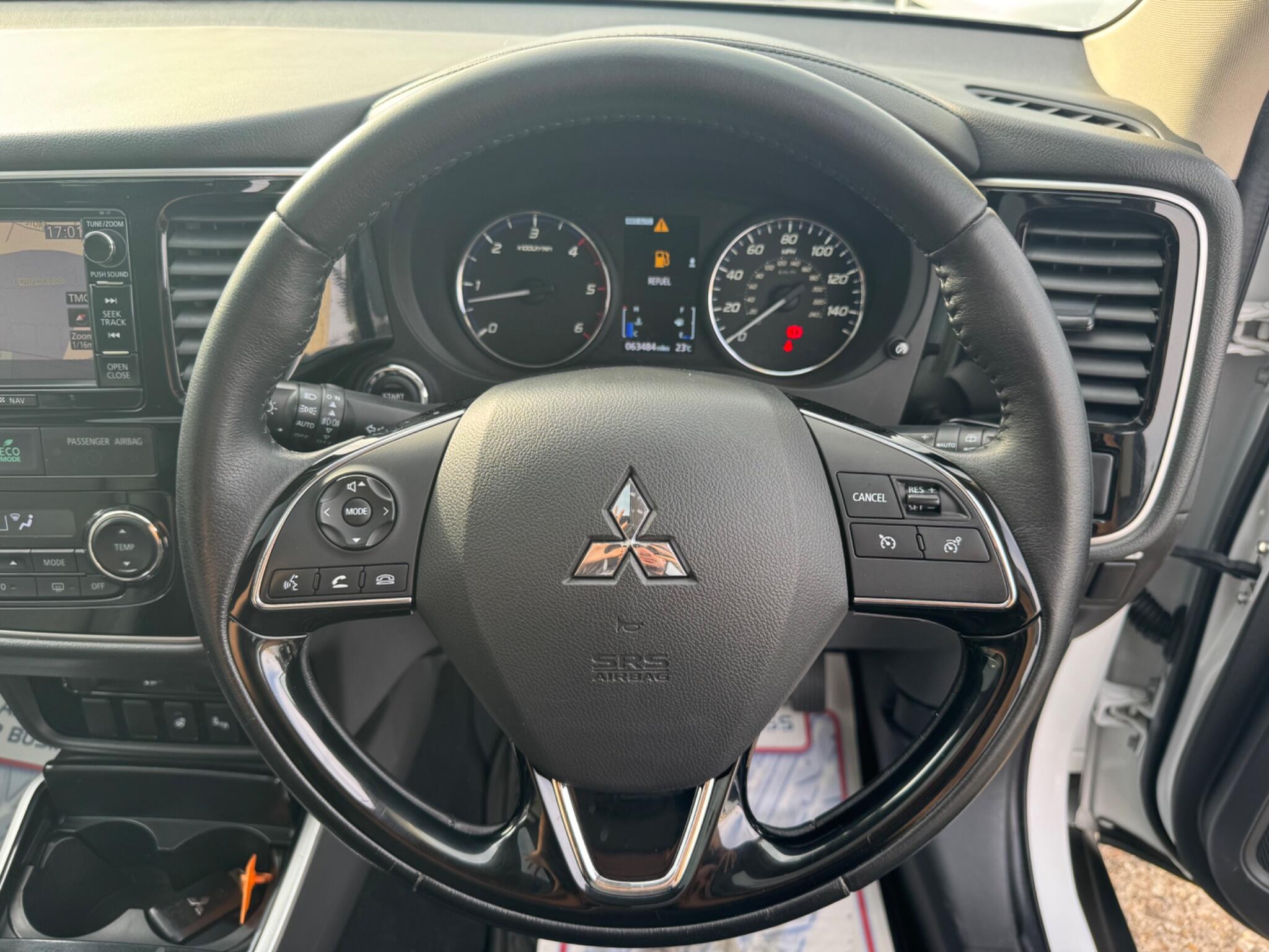 Mitsubishi Outlander view 40