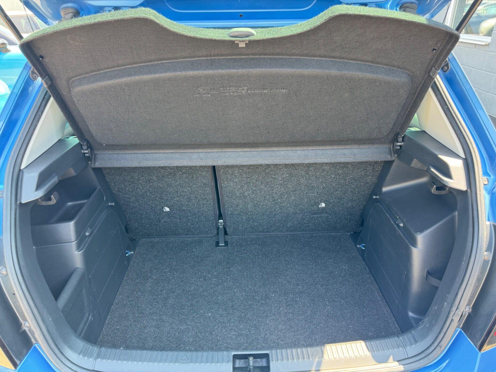 Skoda Fabia view 22