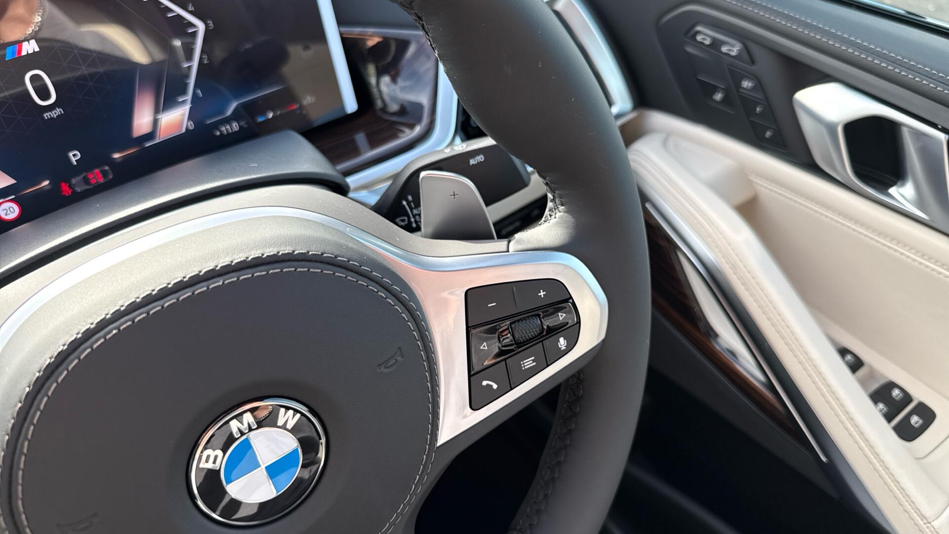 BMW X6 view 18