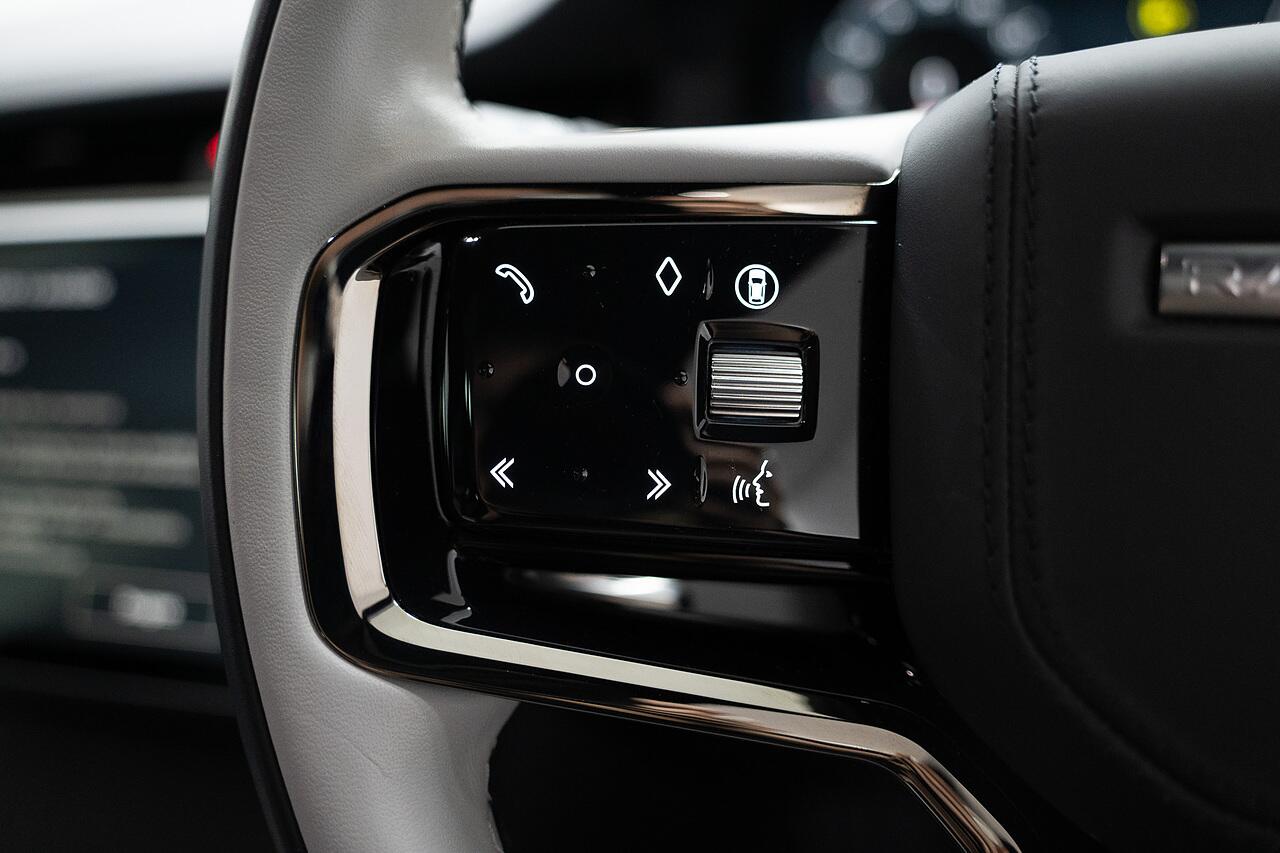 Land Rover Range Rover Evoque view 7