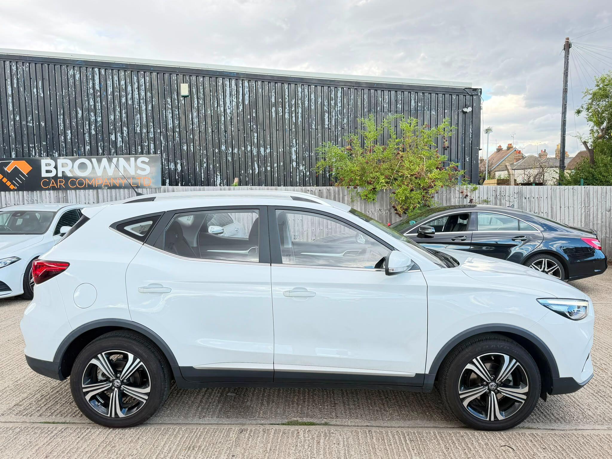 MG ZS view 2