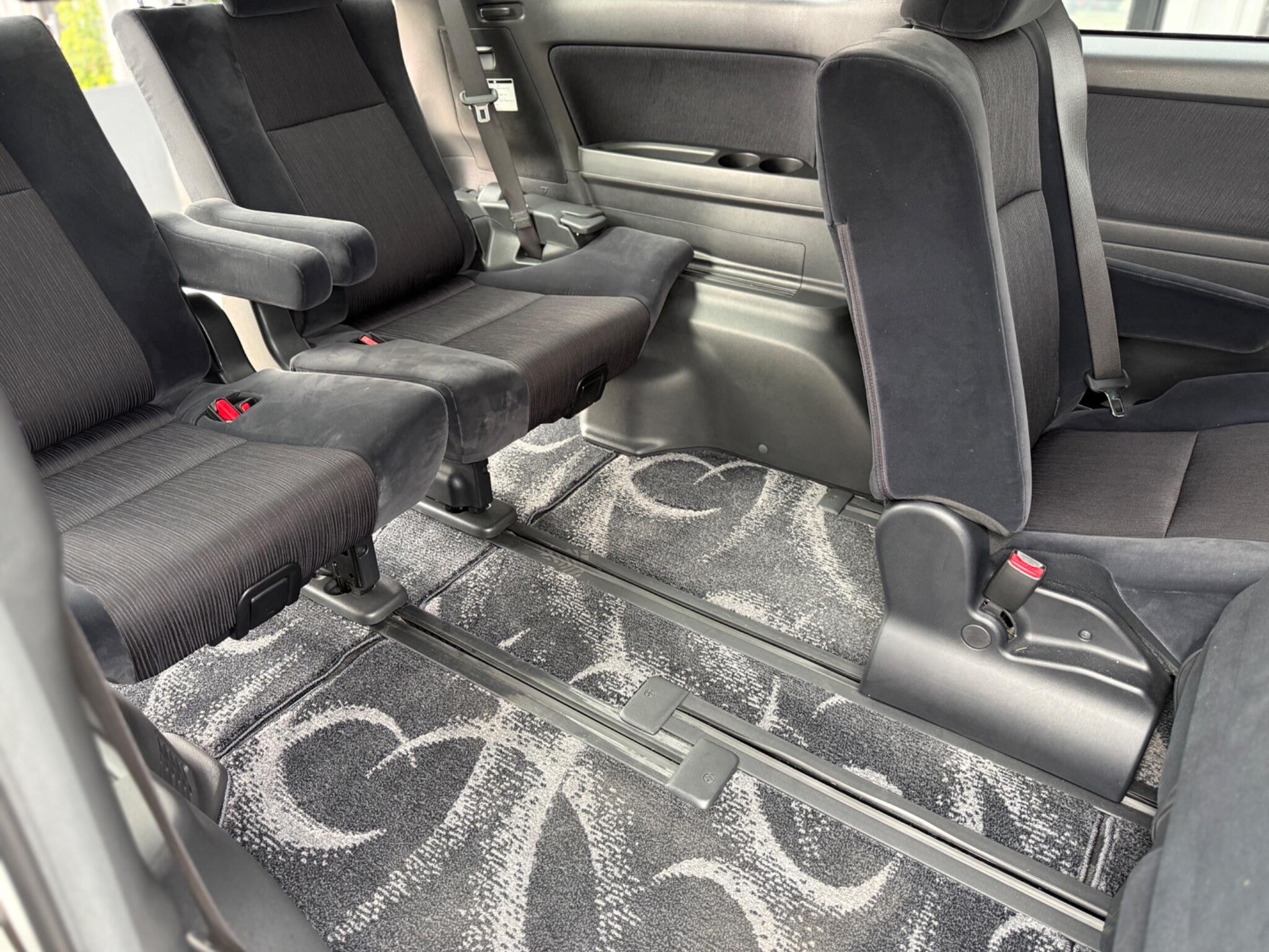 Toyota Vellfire view 54