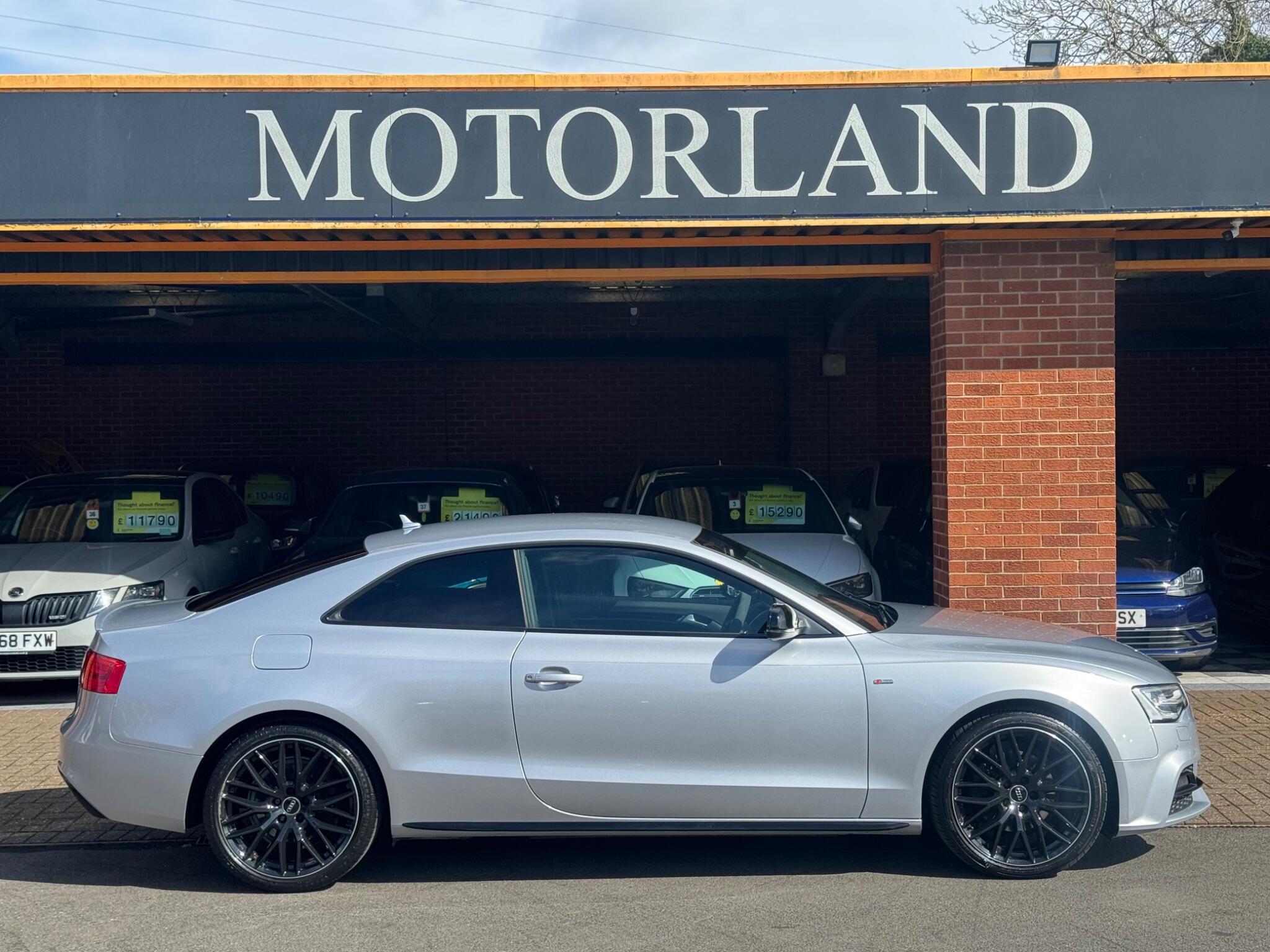 Audi A5 view 4