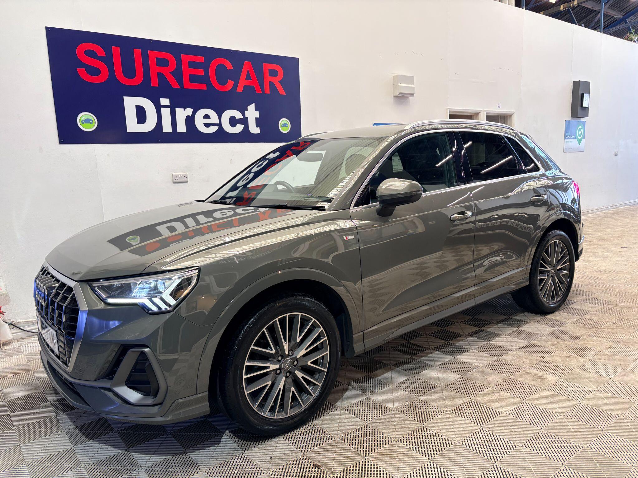 Audi Q3 view 10