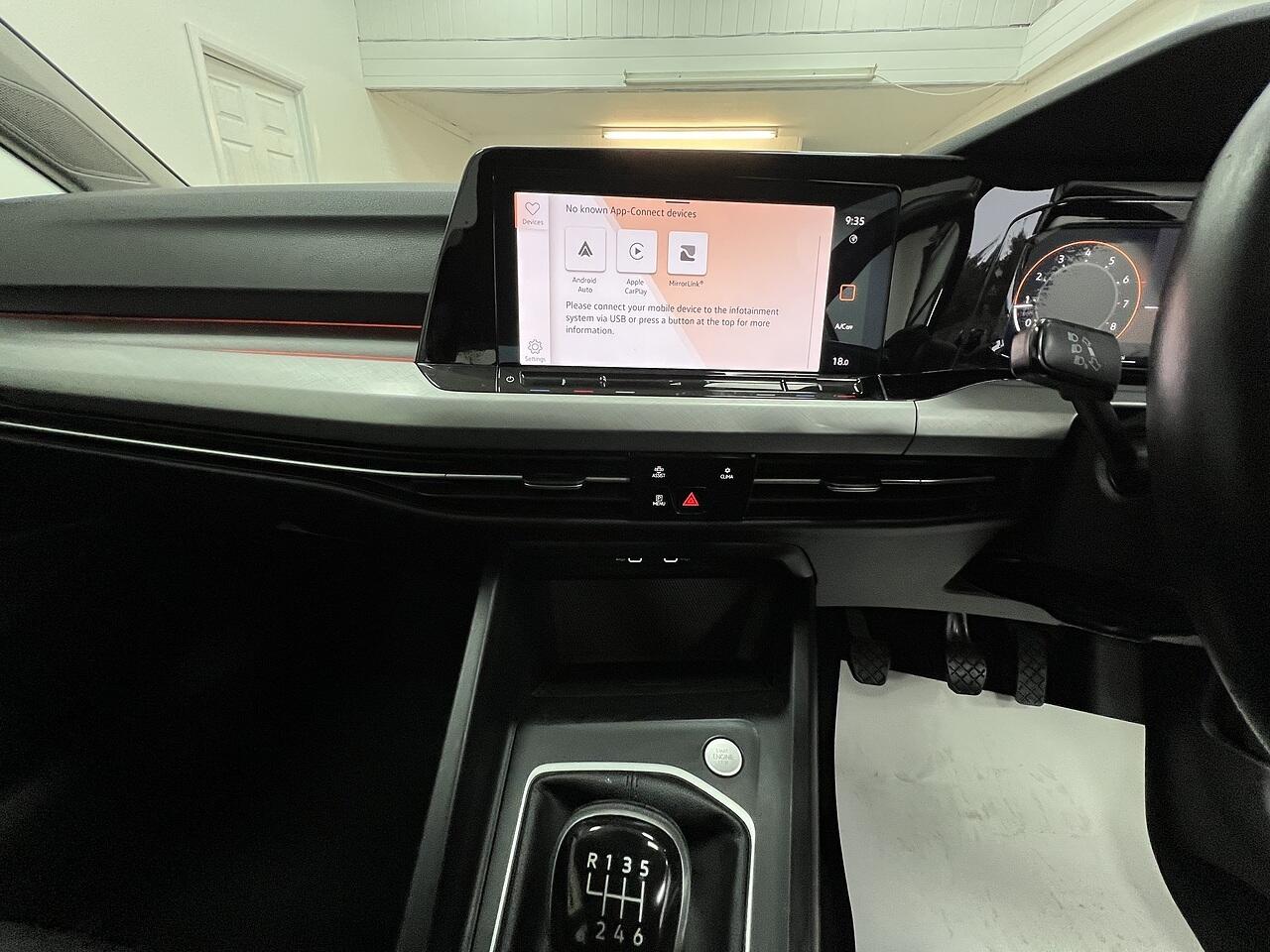 Volkswagen Golf view 13