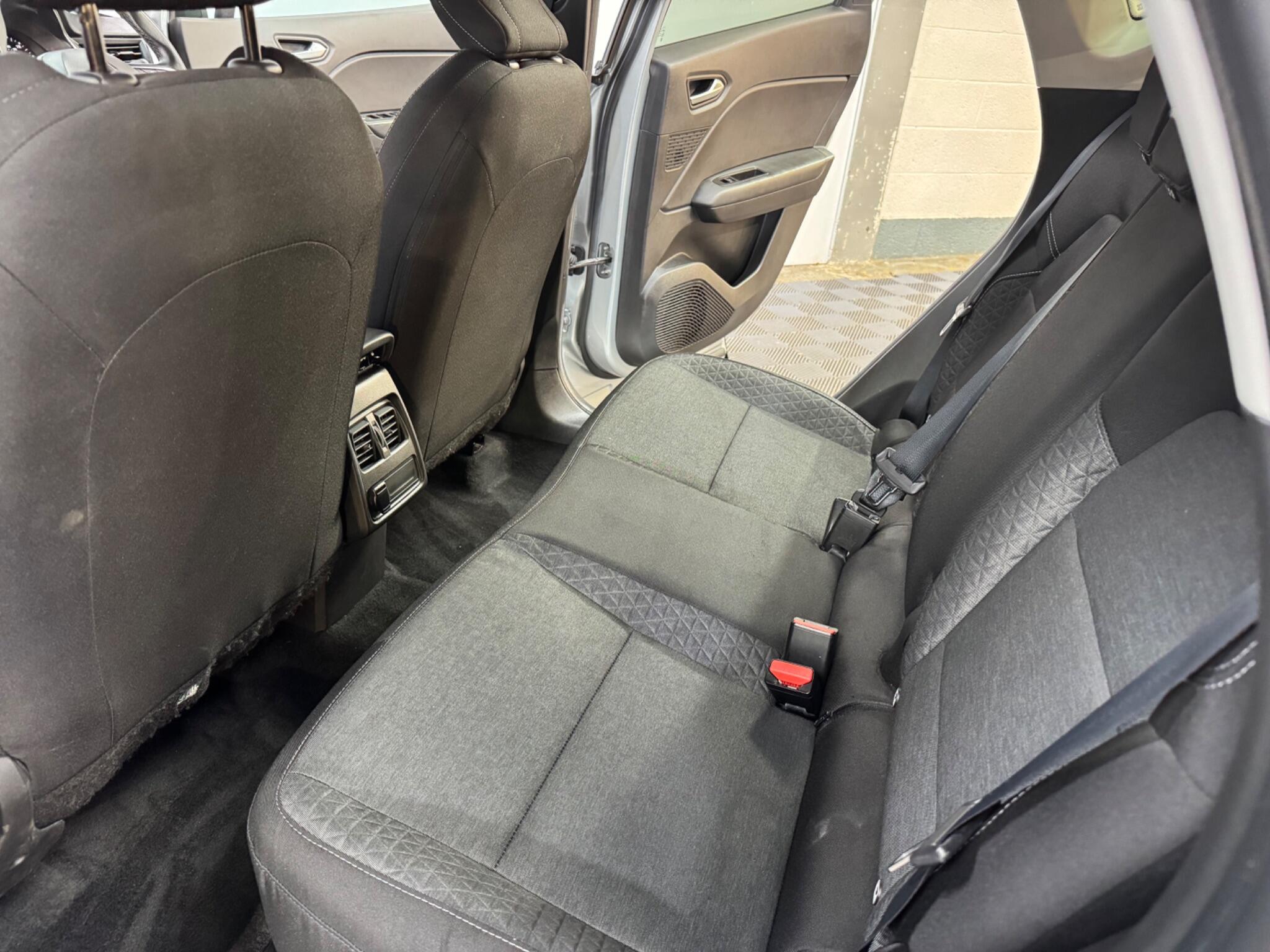 Renault Captur view 43