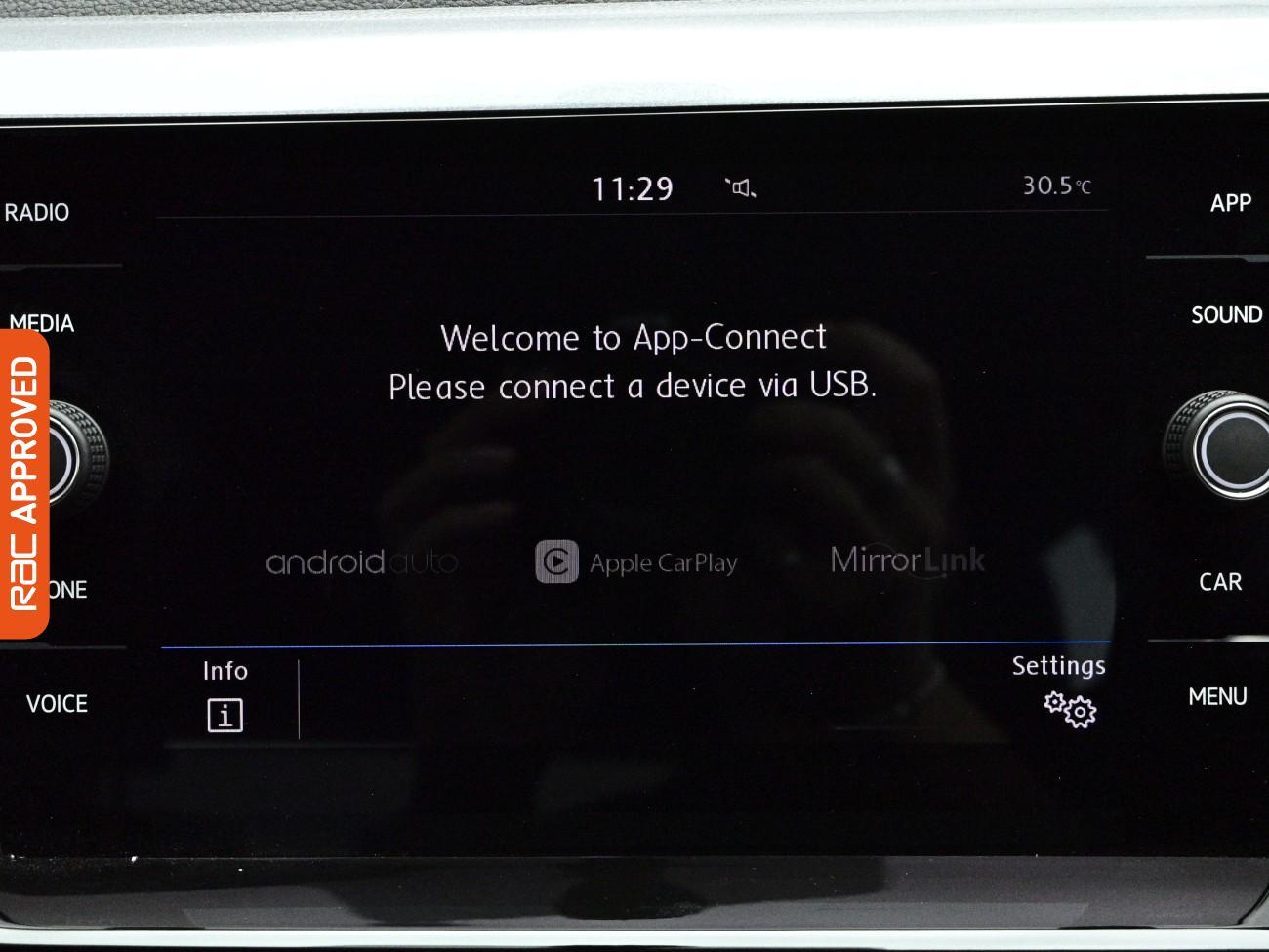 Volkswagen Polo view 16