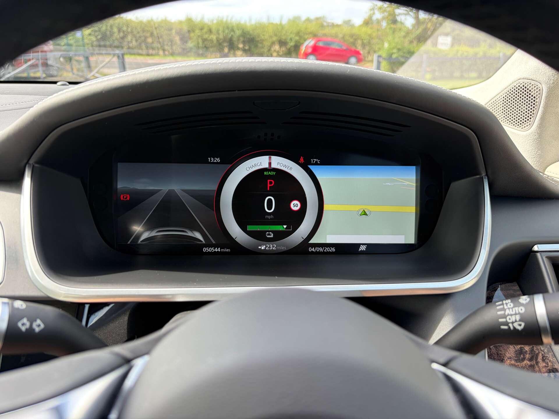 Jaguar I-Pace view 41