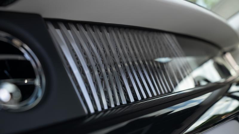 Rolls-Royce Phantom view 23