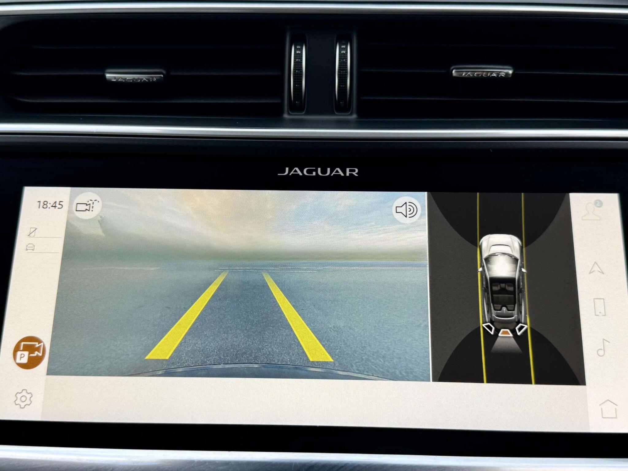 Jaguar I-Pace view 38