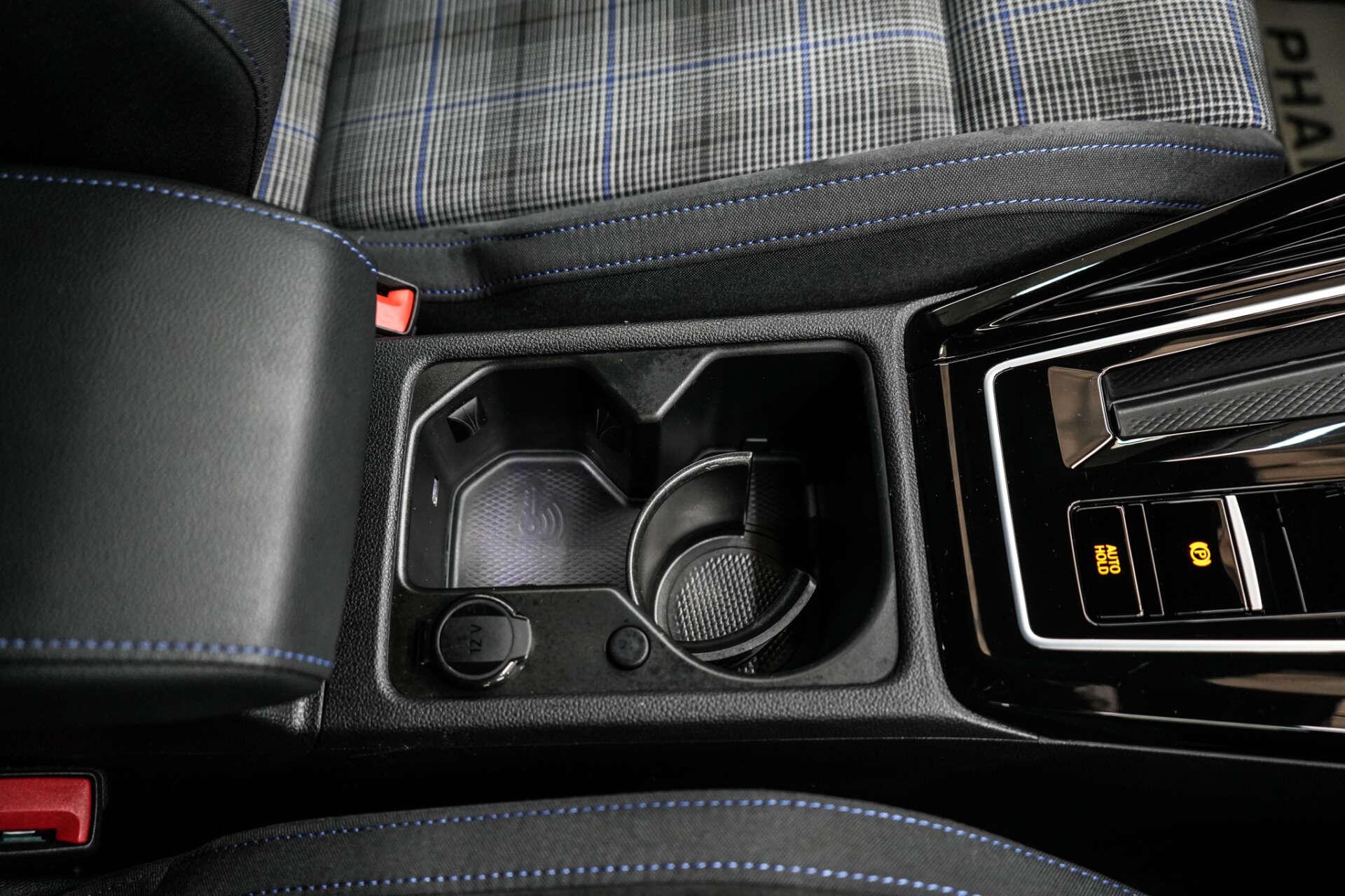 Volkswagen Golf view 35