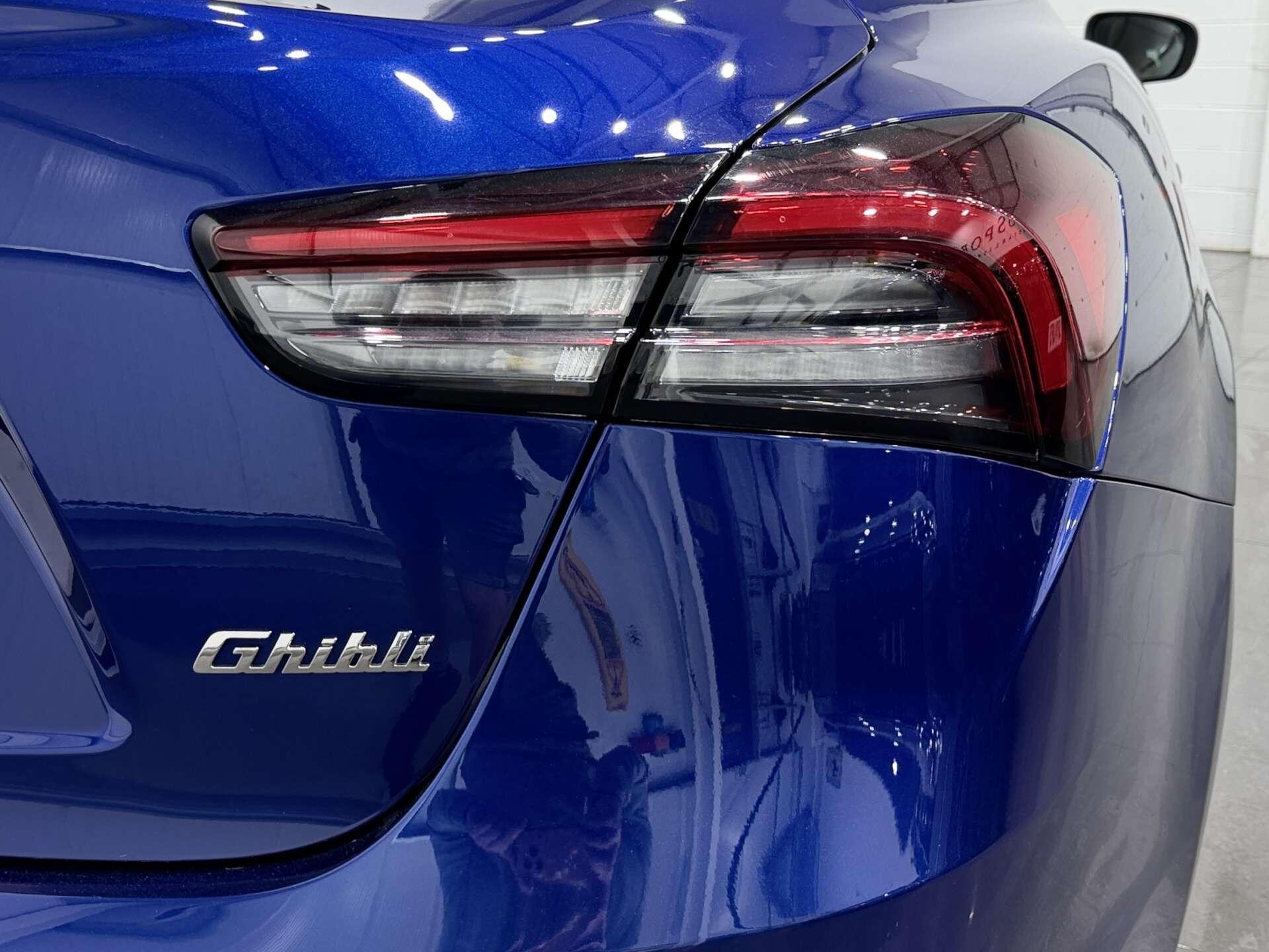 Maserati Ghibli view 26