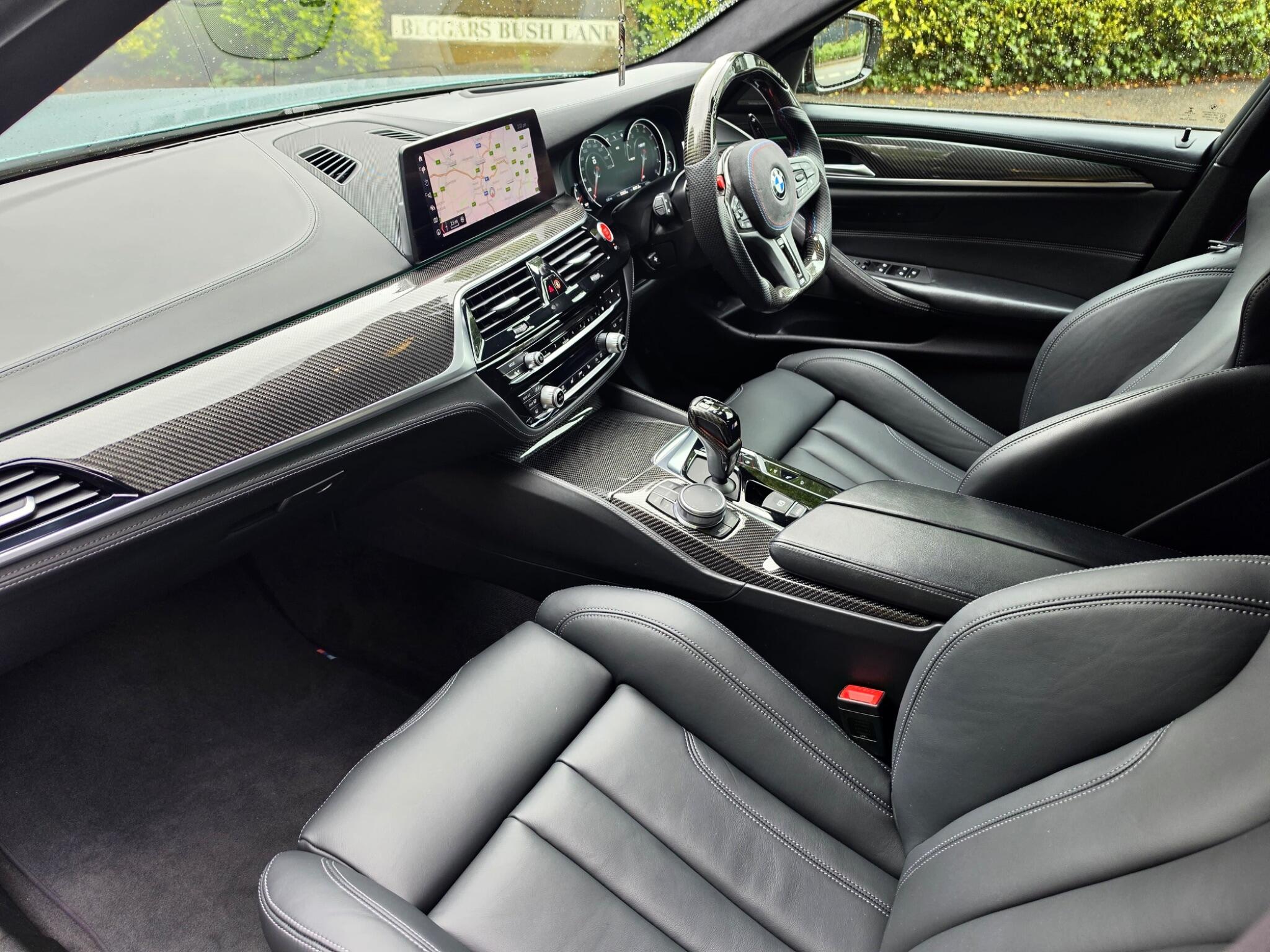 BMW M5 view 8