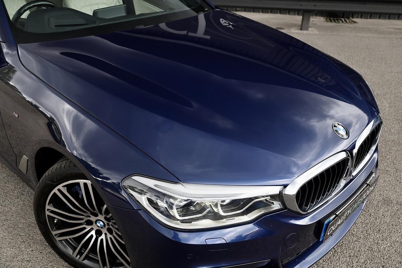 BMW 5 Series view 15
