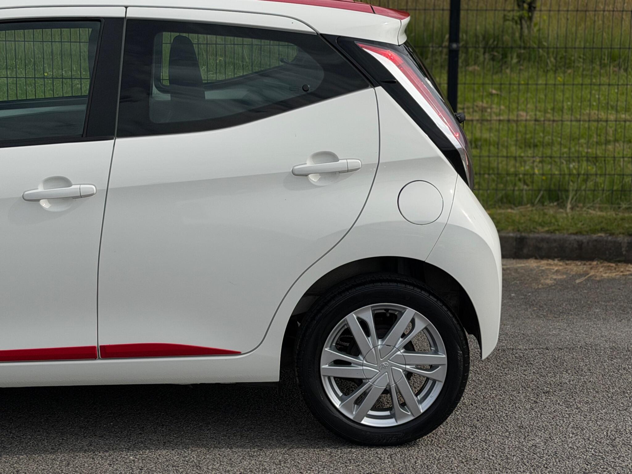 Toyota Aygo view 30