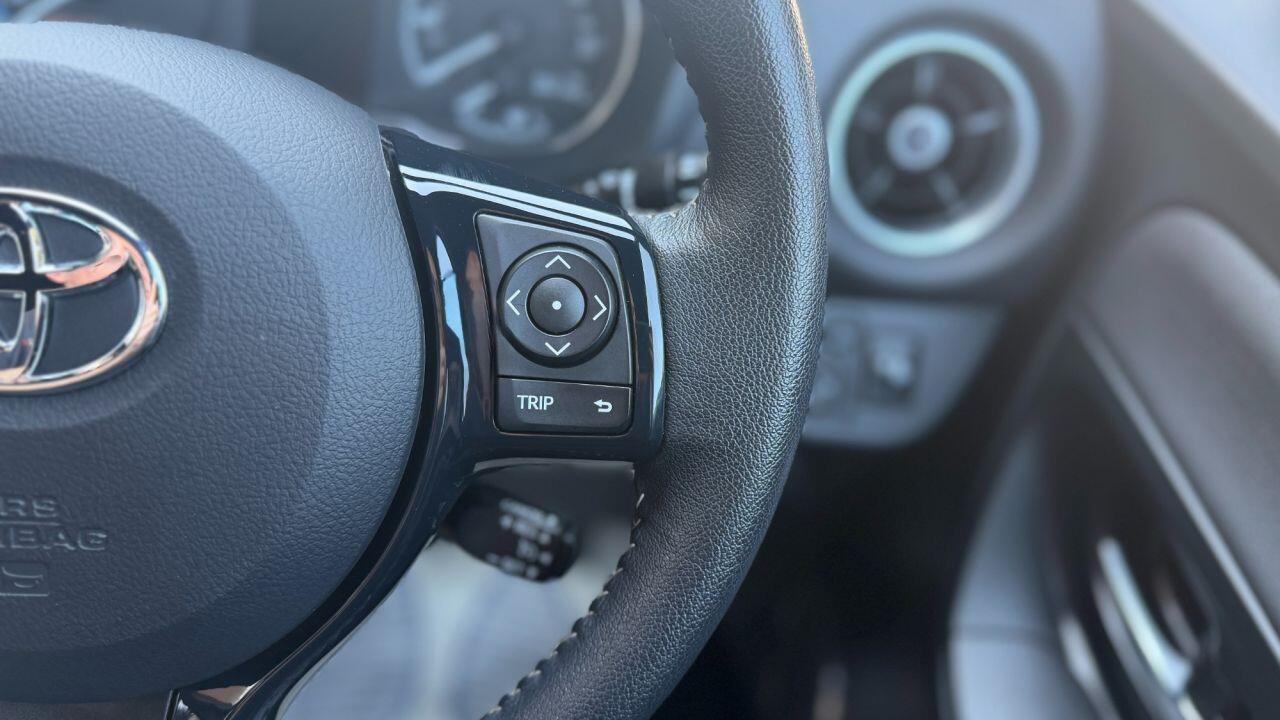Toyota Yaris view 18