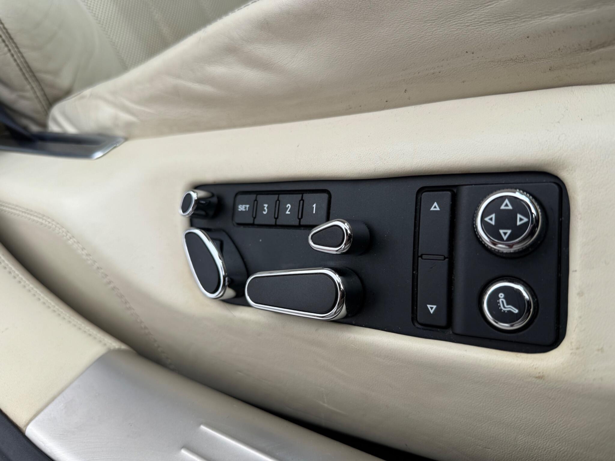 Bentley Continental view 75