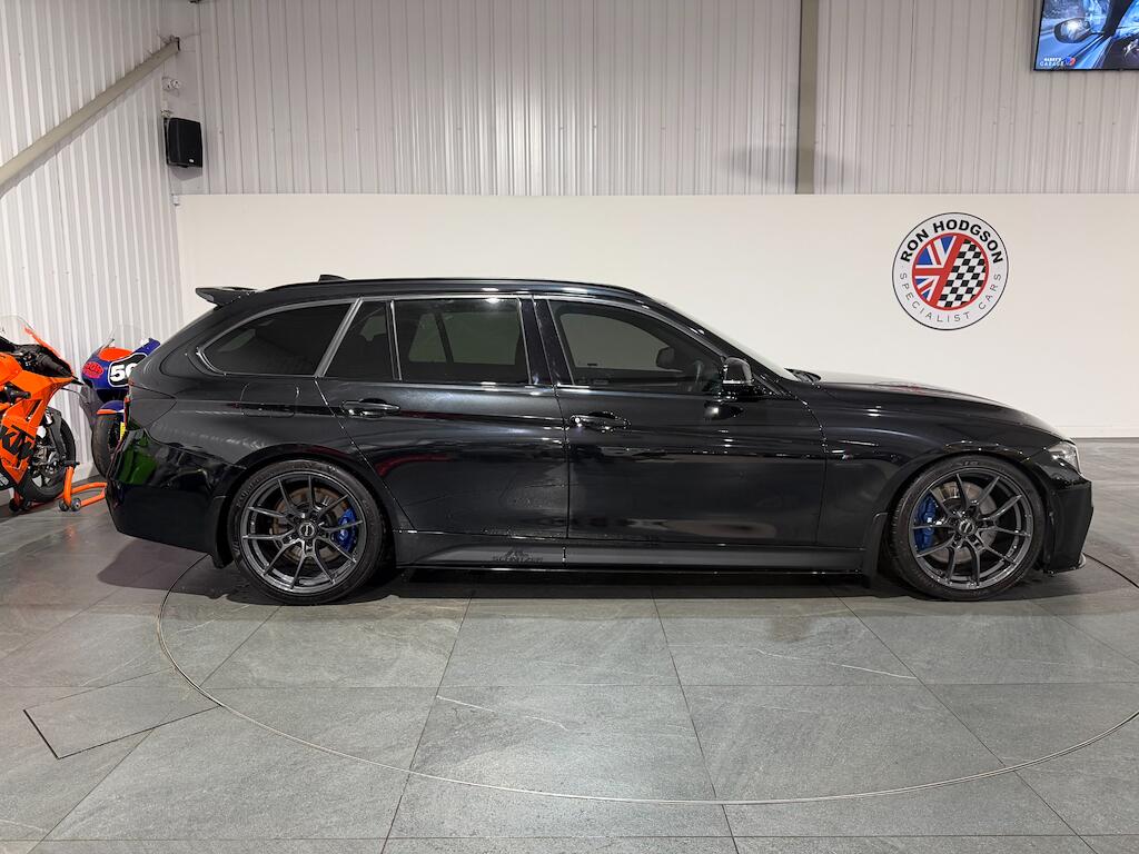 BMW 3 Series view 15
