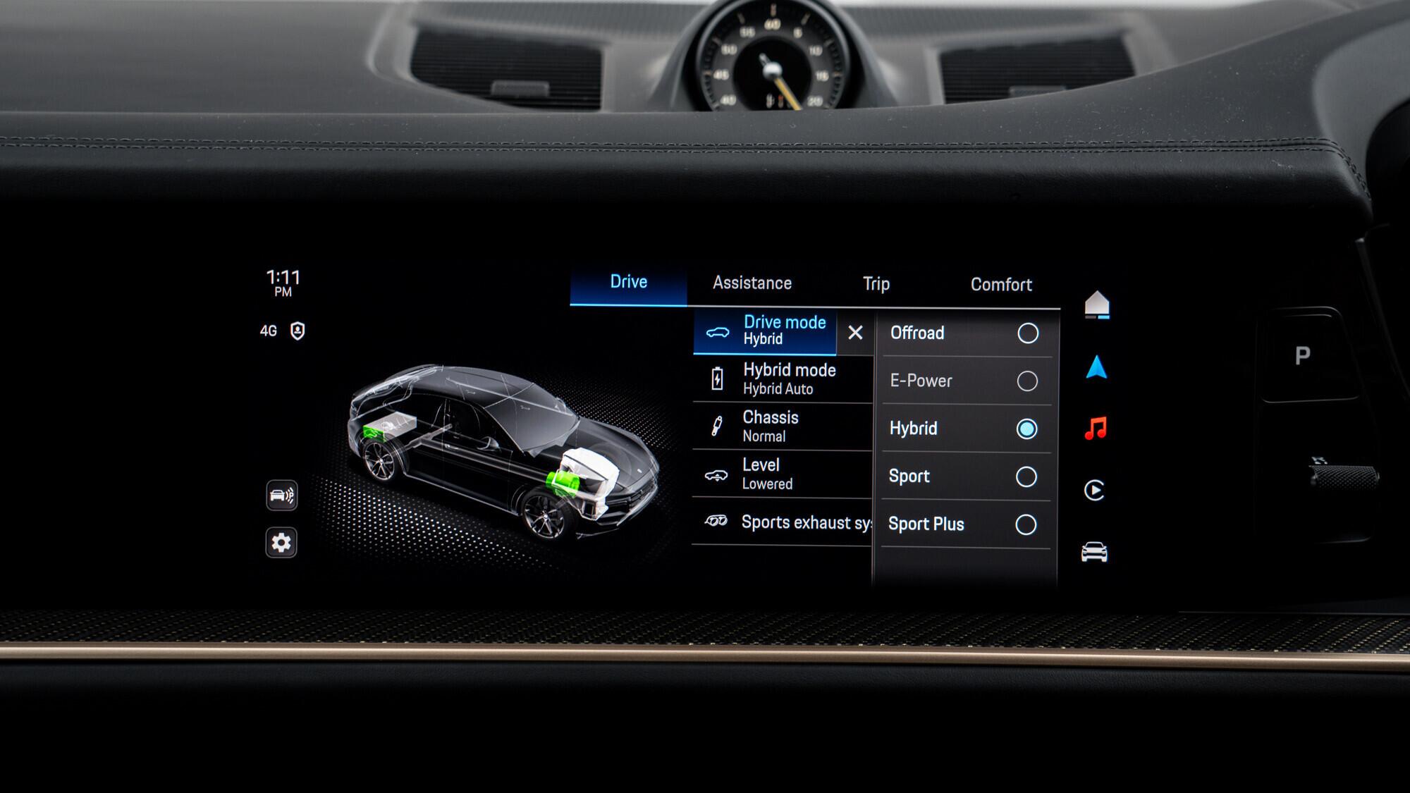 Porsche Cayenne view 30