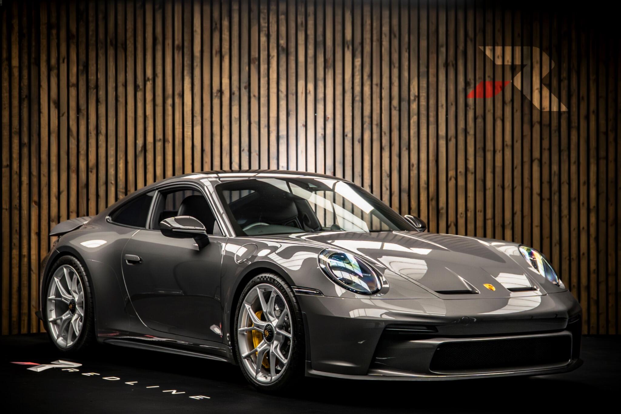 Porsche 911 main image