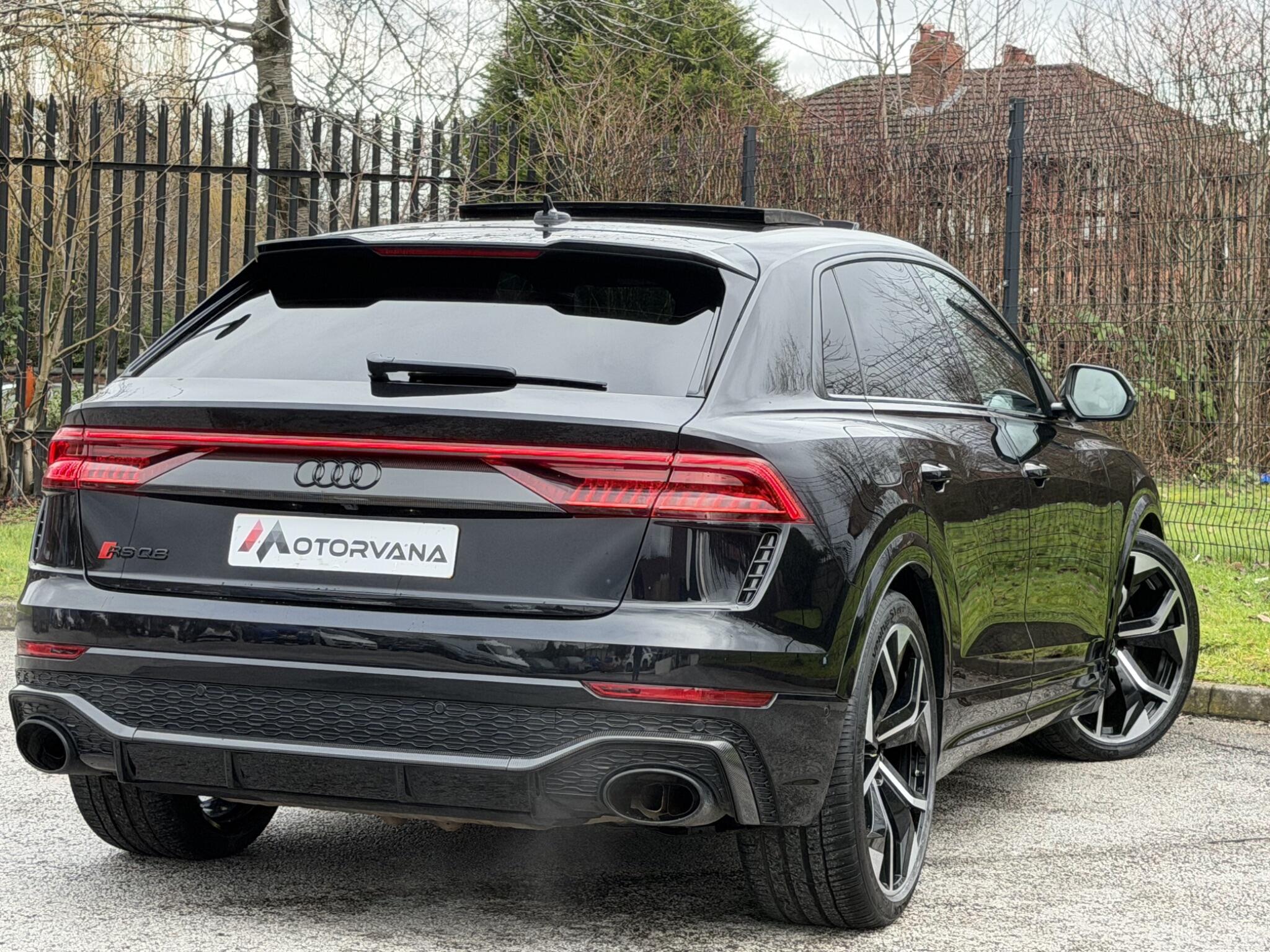 Audi Audi RSQ8 view 21