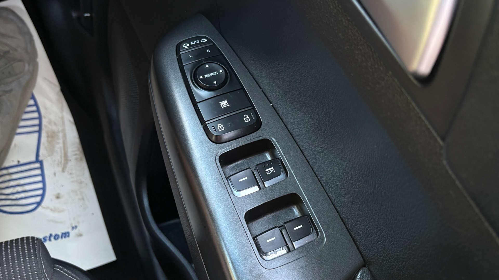 Kia Sportage view 22