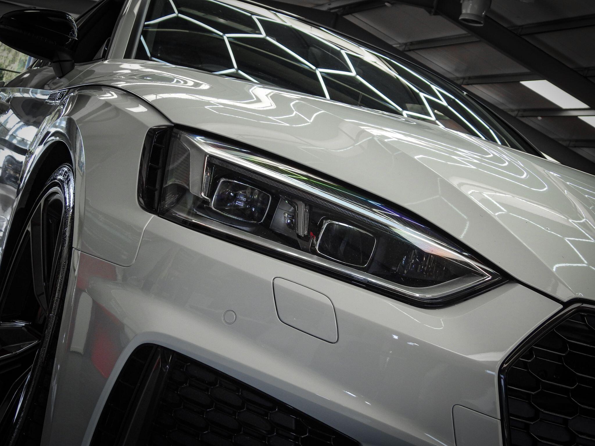 Audi RS5 view 9