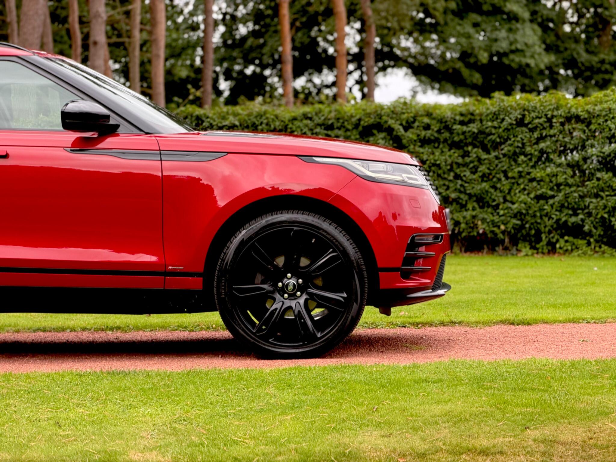 Land Rover Range Rover Velar view 19