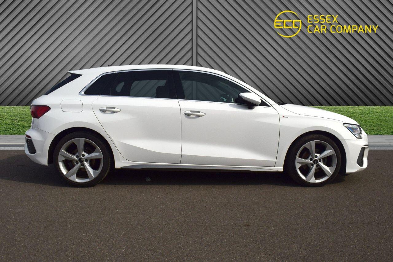 Audi A3 view 7