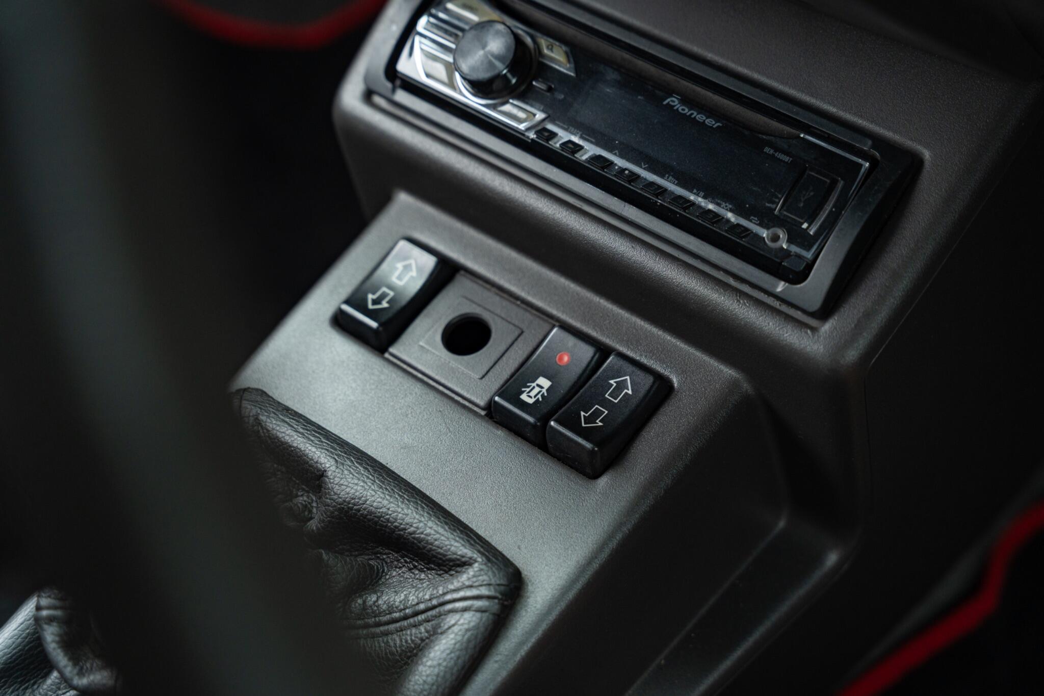 Renault R 5 view 14