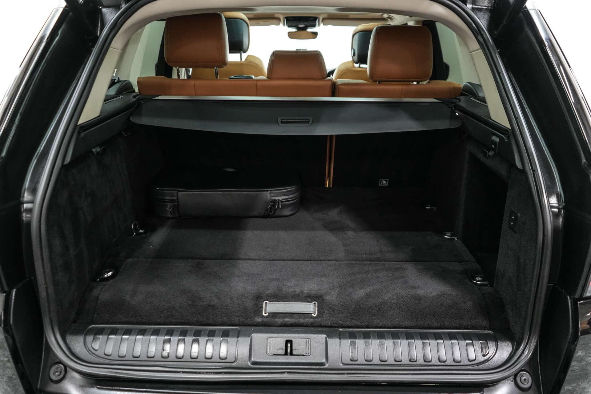 Land Rover Range Rover Sport view 10