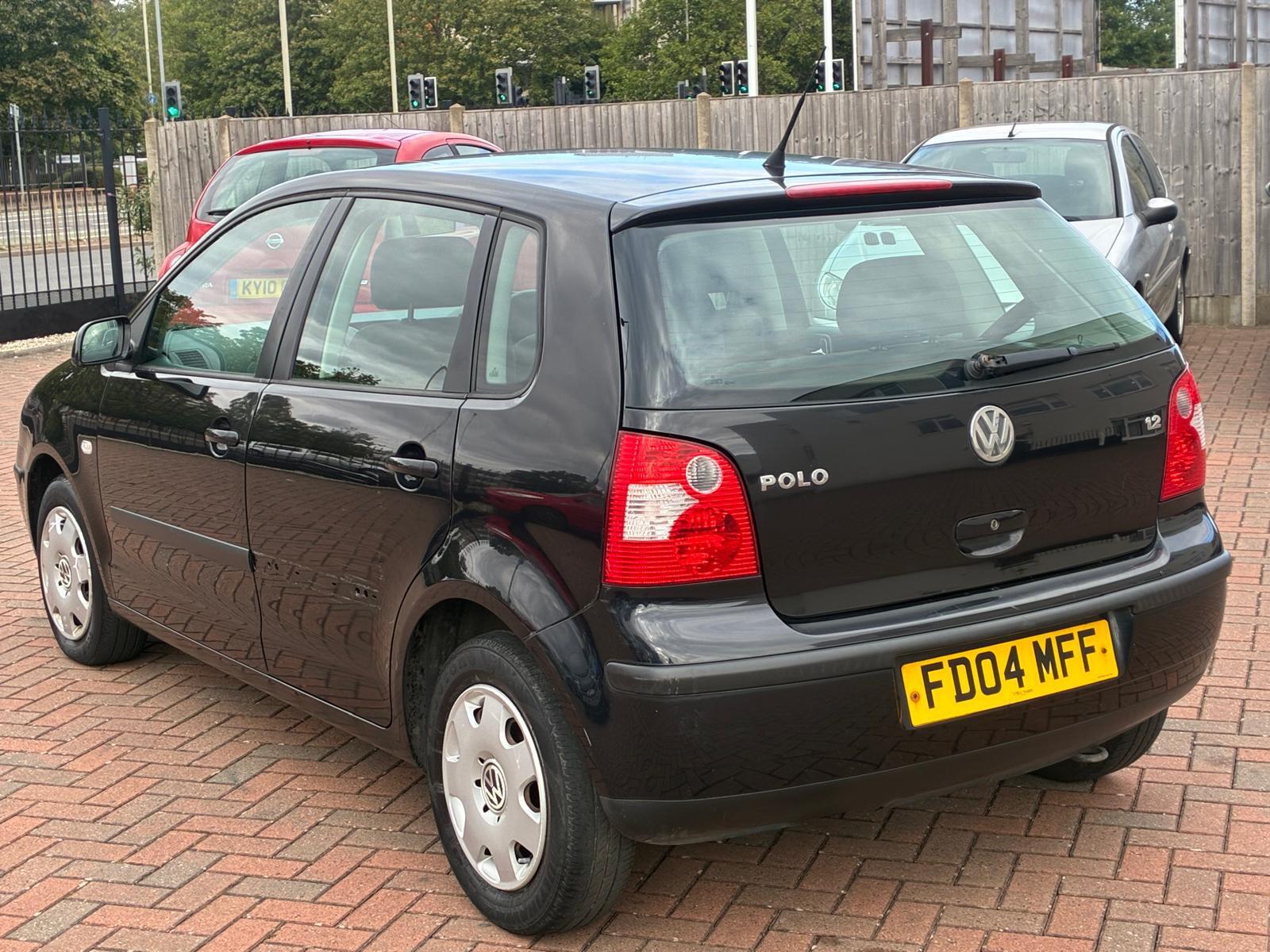 Volkswagen Polo view 8