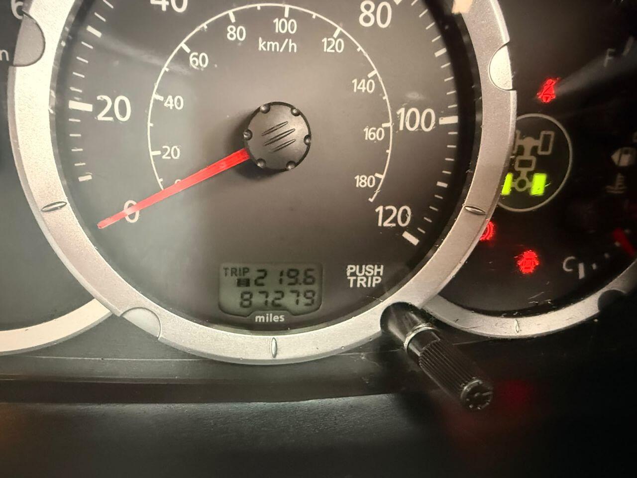 Mitsubishi L200 view 11