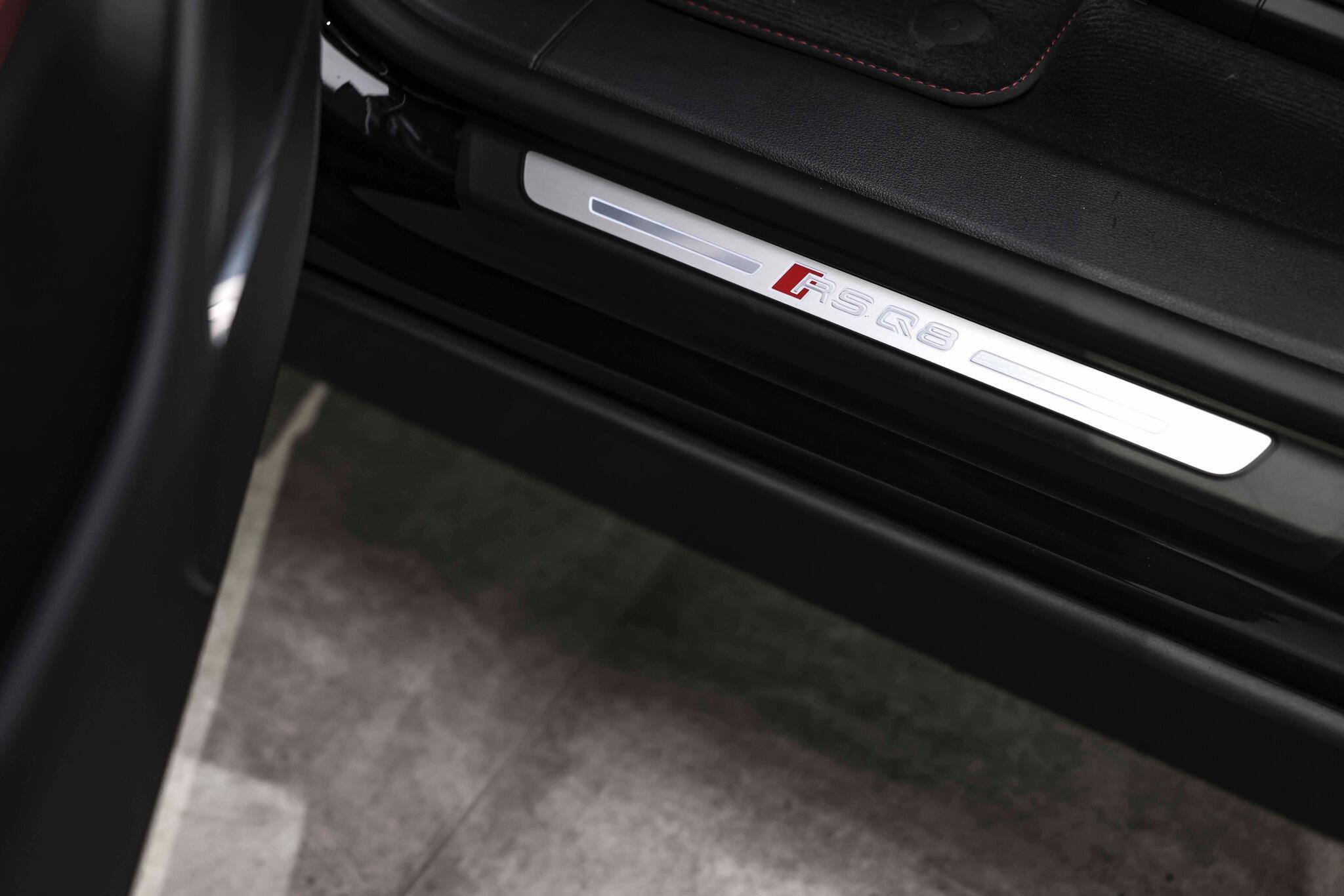 Audi RSQ8 view 38