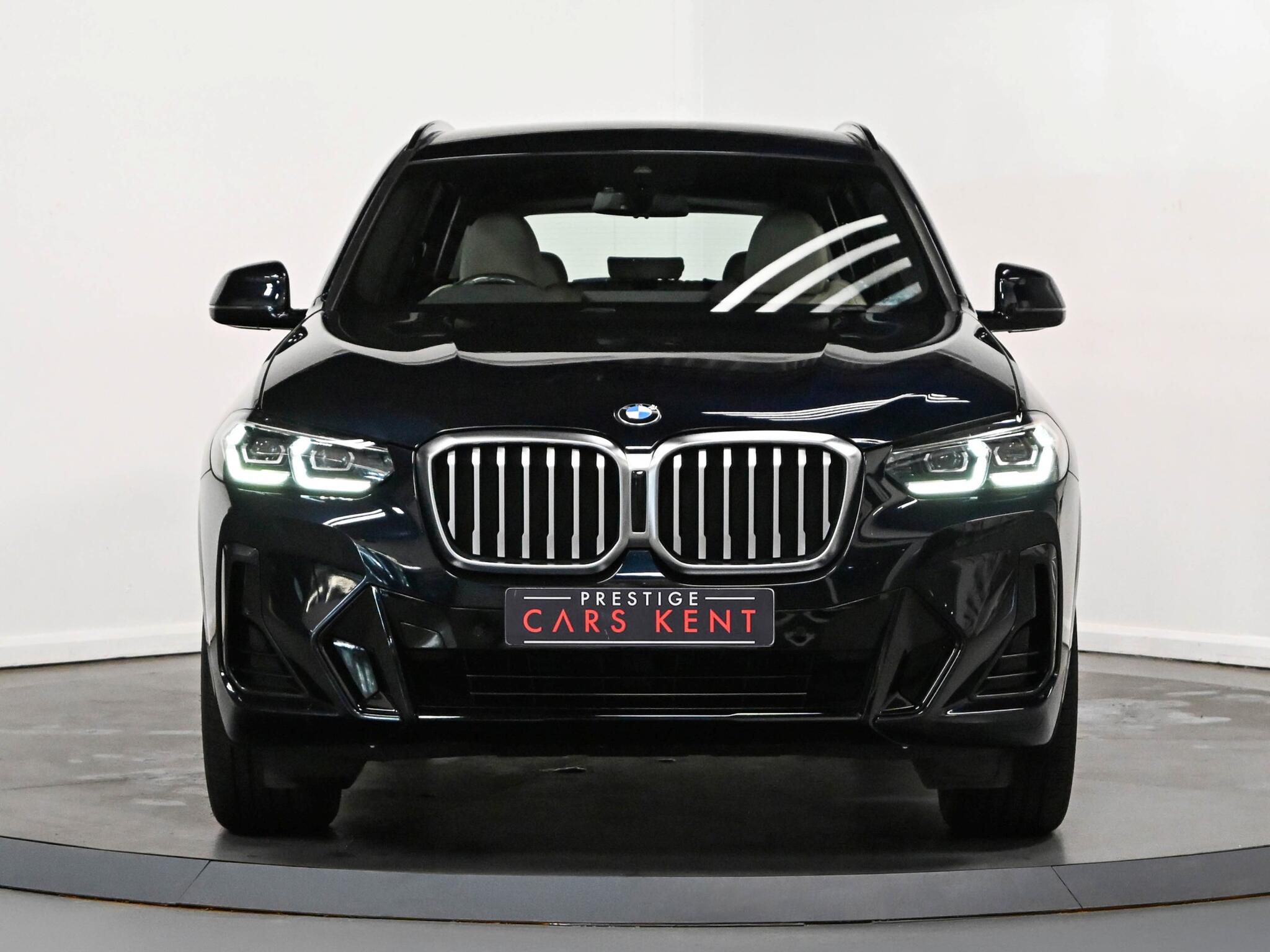 BMW X3 view 21