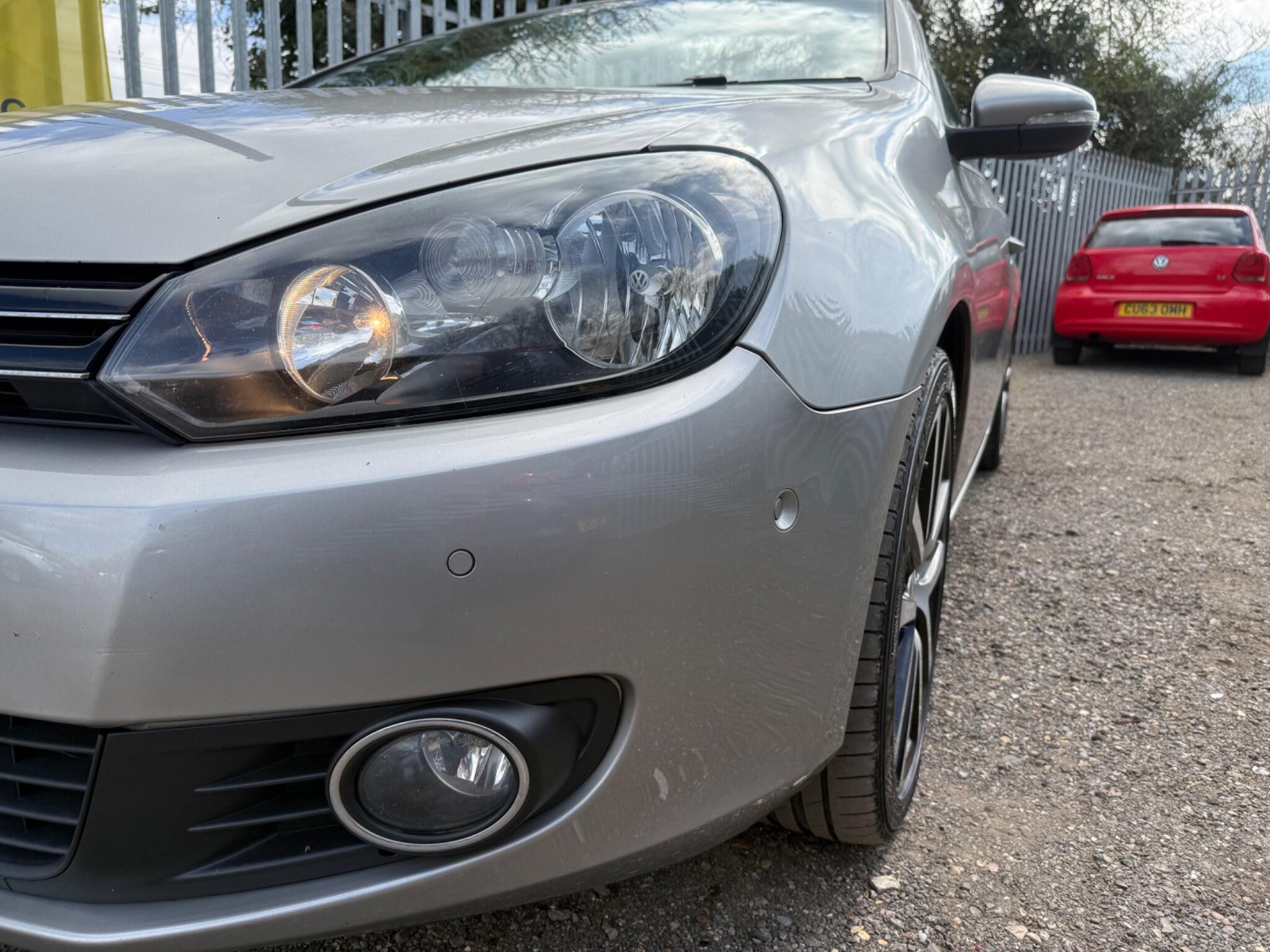 2012 Volkswagen Golf image 32